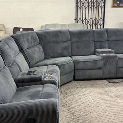 New Corduroy Recliner Sectional Couch / Free Delivery 