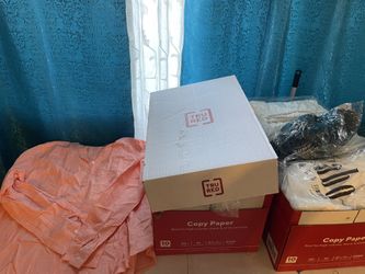 Cajas De ropa Barata !! NUEVA ! Trajes De Baño, Sweaters, Jeans Y Más