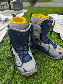 snowboarding boots