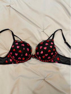 Victoria's Secret Dream Angels Heart Embroidery Push-Up Bra Size 32B