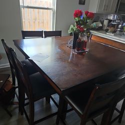 This a Dinning Room Tabel  With 8 Chairs  For $400