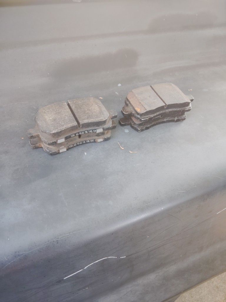 09 Chevy HHR Break Pads