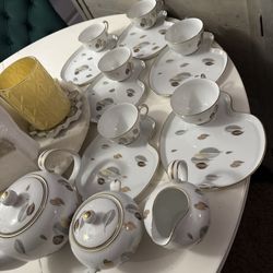 Set Of 6 Noritake 5456 Japan (Mid-Century Modern) Leaf Pattern Teapot, Sugar, and Creamer Set