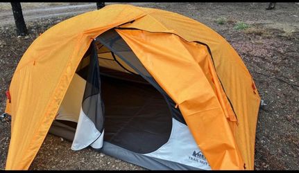 REI Co-op Trail Hut 2 Backpacking Tent - Brand New