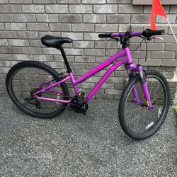 Specialized (24” Tires) And Dynacraft (20” Tires) 7 Speed Bikes