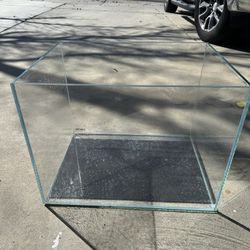 Landen Tank. Great Shape