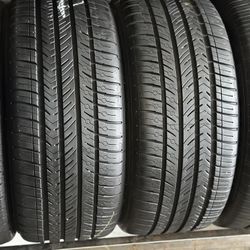 PAIR OF TIRE 235 45 17 MICHELIN 85% LIFE