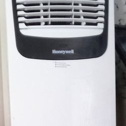 Honeywell Portable Air Conditioner. 10000 BTU Only Used For 1 Summer.