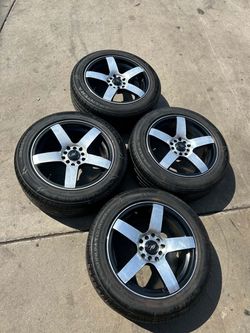 VENDO SET DE 4 RRINES CON LLANTAS 205/55R16 PANTERA PARA TOYOTA COROLLA,HANDA CIVIC,NISSAN SENTRA,ACORD,CAMRY