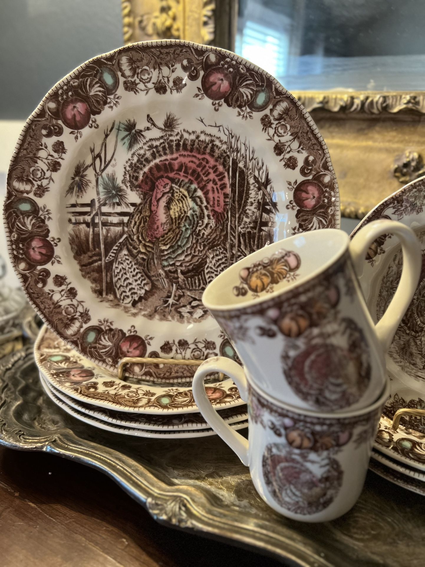 Johnson Brother Turkey Plates ( Place Setting Of 4)