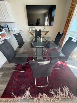 Dinning table