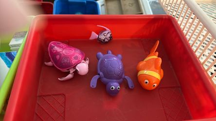 Collection of swimming bath tub toys