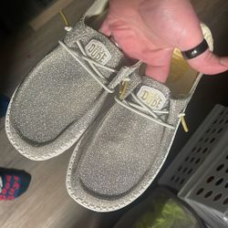 Wendy’s Metallic sparkle hey dudes