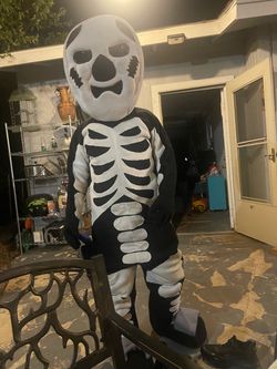 Fortnite skeleton costume