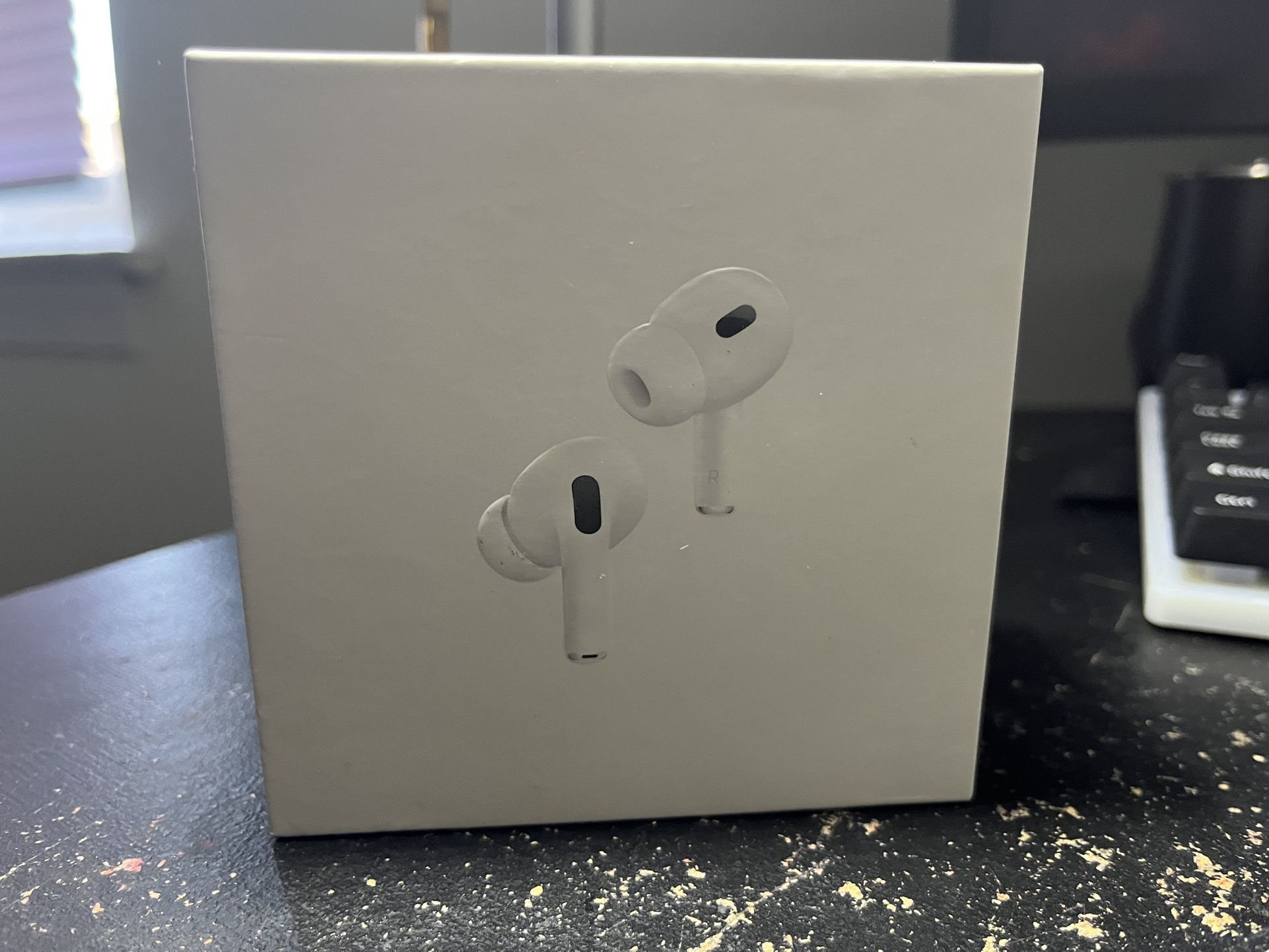 (BRAND NEW+APPLECARE) Apple AirPods Pro 2nd Generation With AppleCare+