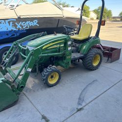 John Deere 4x4, 24hp Loader And Box Blade