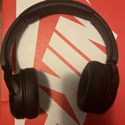 Sony WH-CH520 Wireless Headphone with Microphone