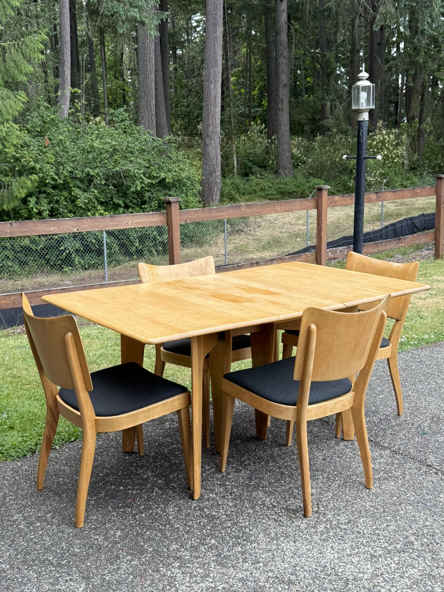 Mid century modern M 166 Drop Leaf Table - Heywood-Wakefield set of 4