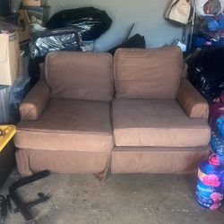 Free Couch 