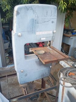 Band saw