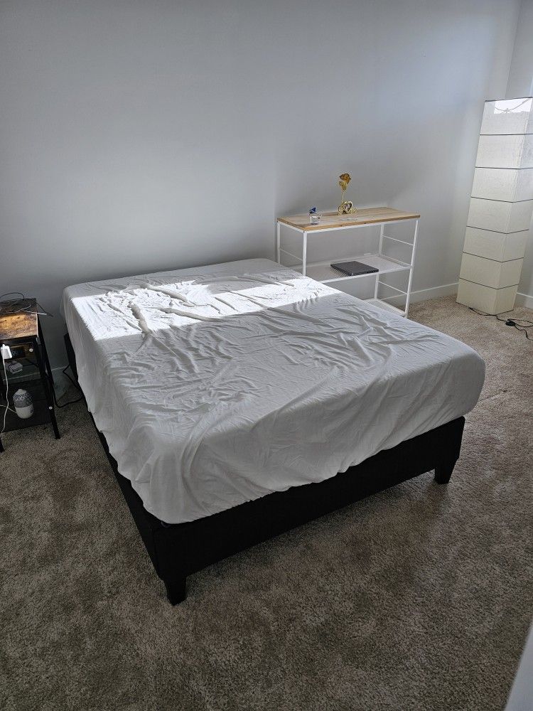 Super Light Weight Bed Frame Queen Size