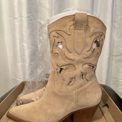 Dolce Vita Ladies Suede Cowboy Boots