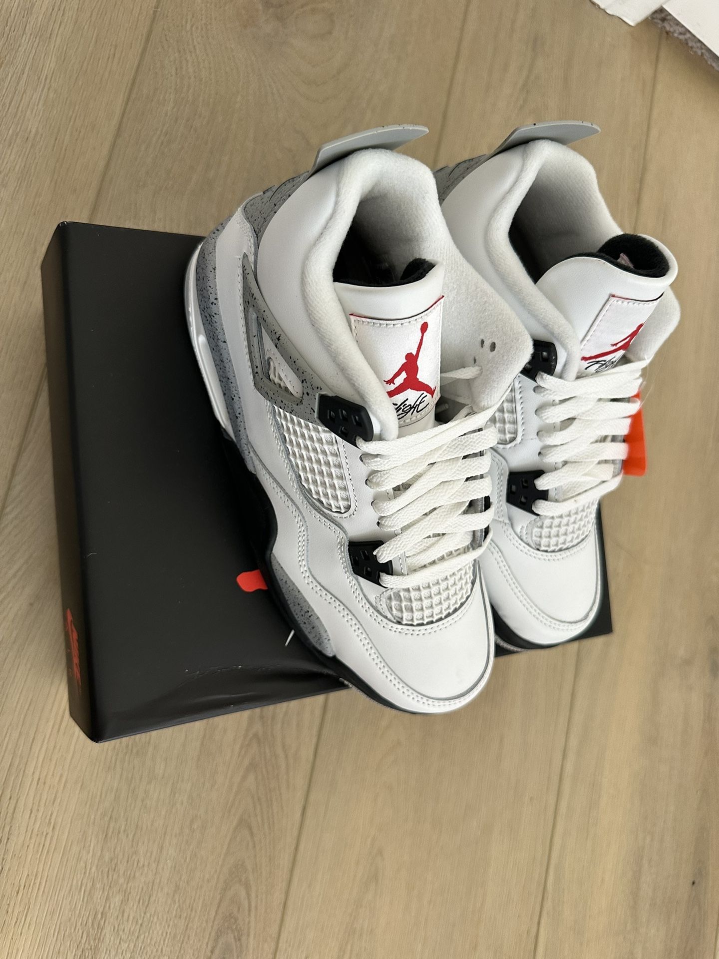 Air Jordan 1 Retro OG YOUTH SIZE 6