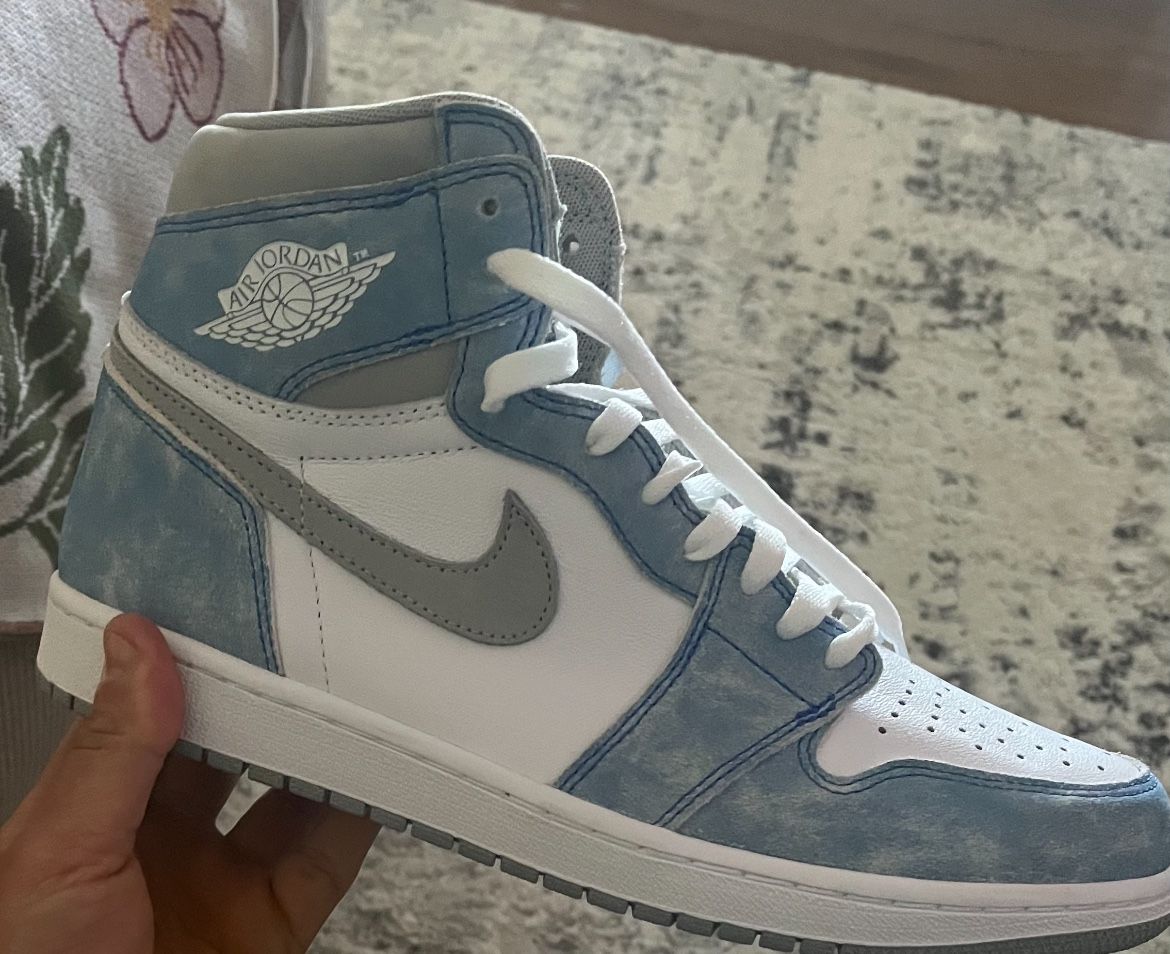 Jordan 1s- Denim blues Size 11