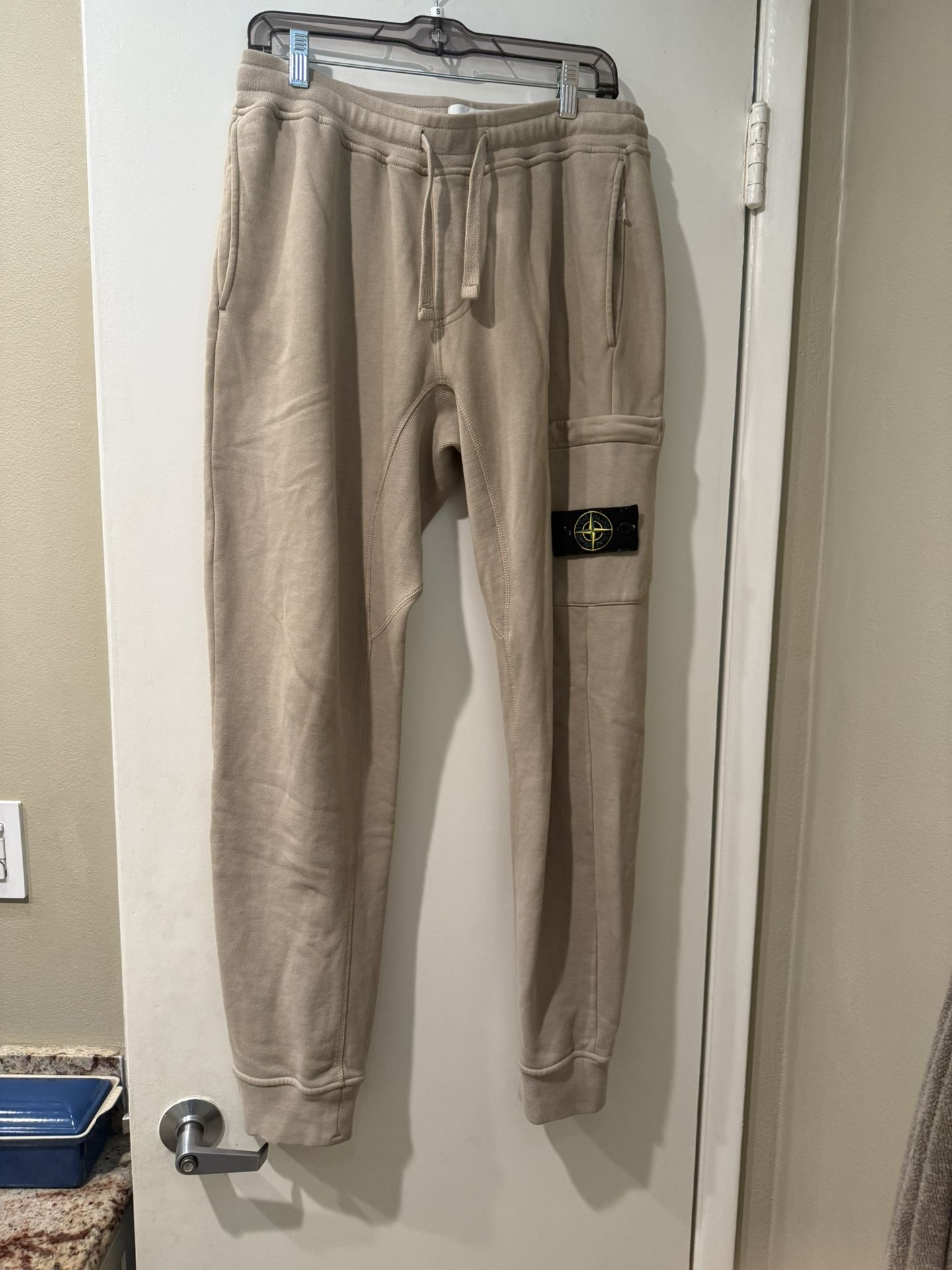 85% ⬇️ MSRP - STONE ISLAND’s Cotton Joggers, Biscuit, Men’s Medium