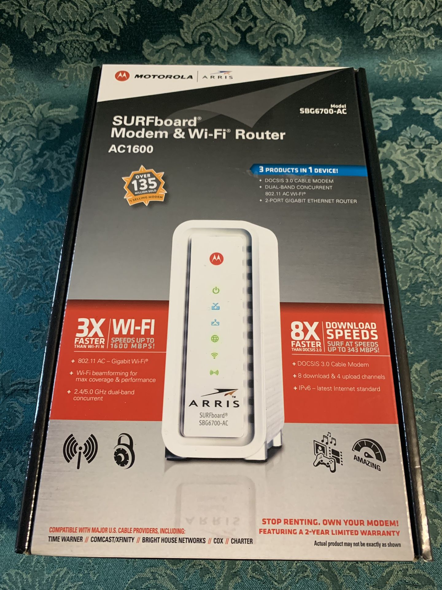 Like New Arris Motorola SURFboard Modem and WiFi Router SBG6700-AC