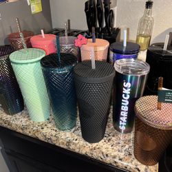 Starbucks Cups 