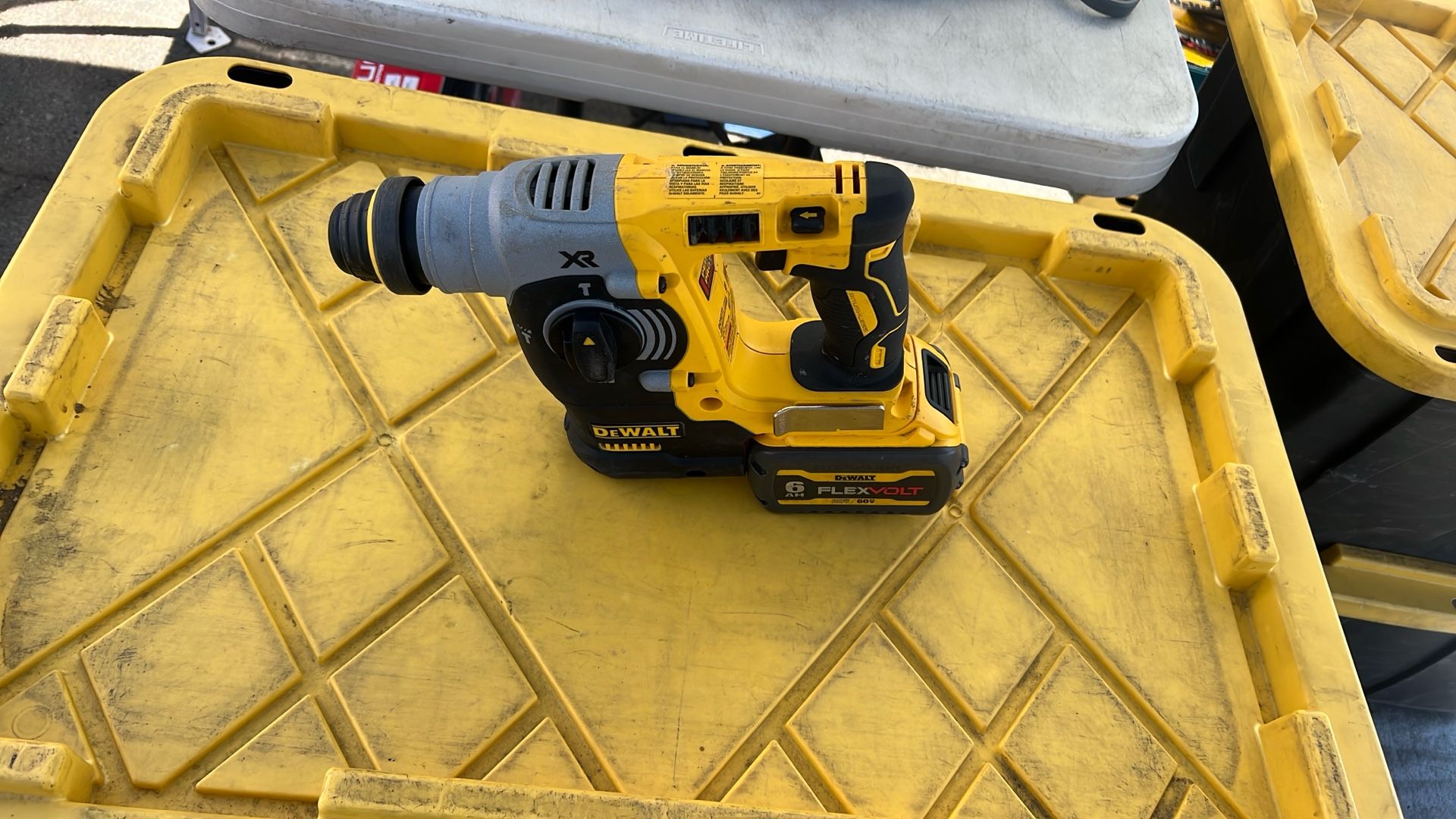 Dewalt Demo Hammer Drill