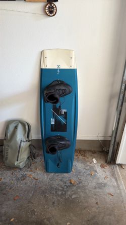 Ronix wakeboard and boots
