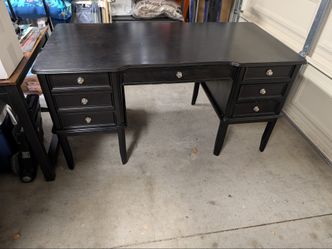 5 drawer writing desk with chair