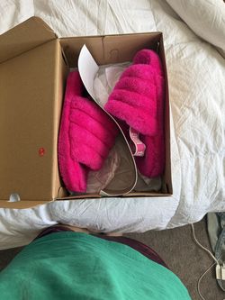 Ugg slides