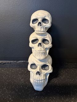 Skull decor