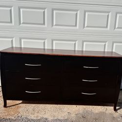 Wood dresser