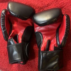 10-Oz Boxing Gloves