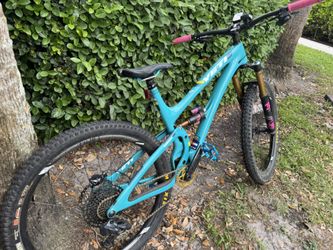 Mountain Bike
