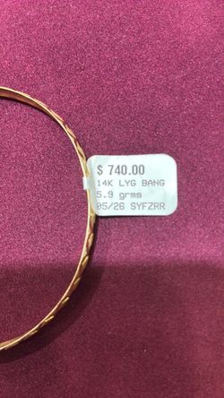 14K Gold Bangle Bracelet 5.9g