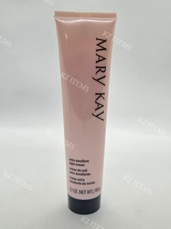 Mary Kay Extra Emollient Night Cream Dry Skin NEW In Box