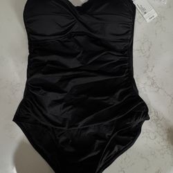 Women Bathibg Suit Size 6 New 
