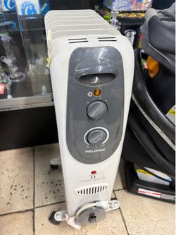 Pelonis Digital Oil-Filled Radiator Space Heater (Portable 1500W