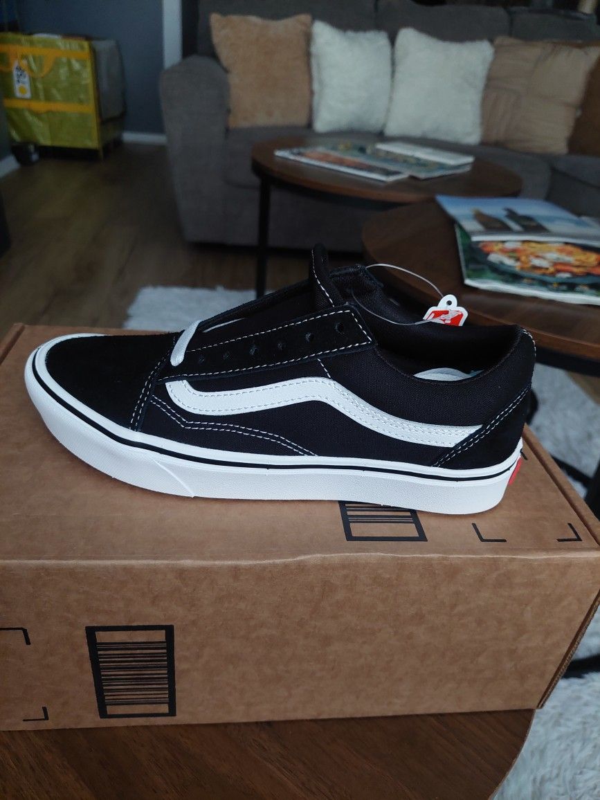 Vans Sneakers Original Size 5.5 Men's Size 7 Women
