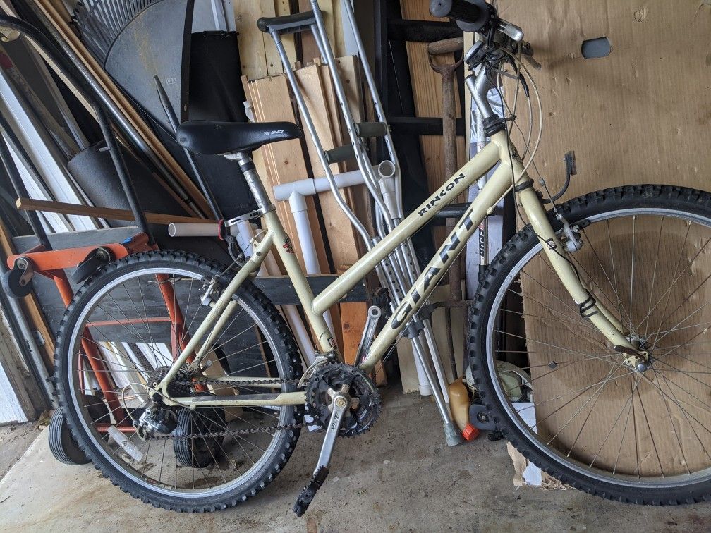 Giant Bike 26" Good Running Condition