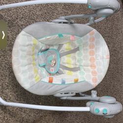 Baby swing 
