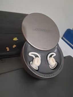 Bose Sleepbuds II (2) Wireless In-Ear Earbuds _ Mercari