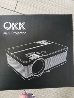 Qkk mini projector