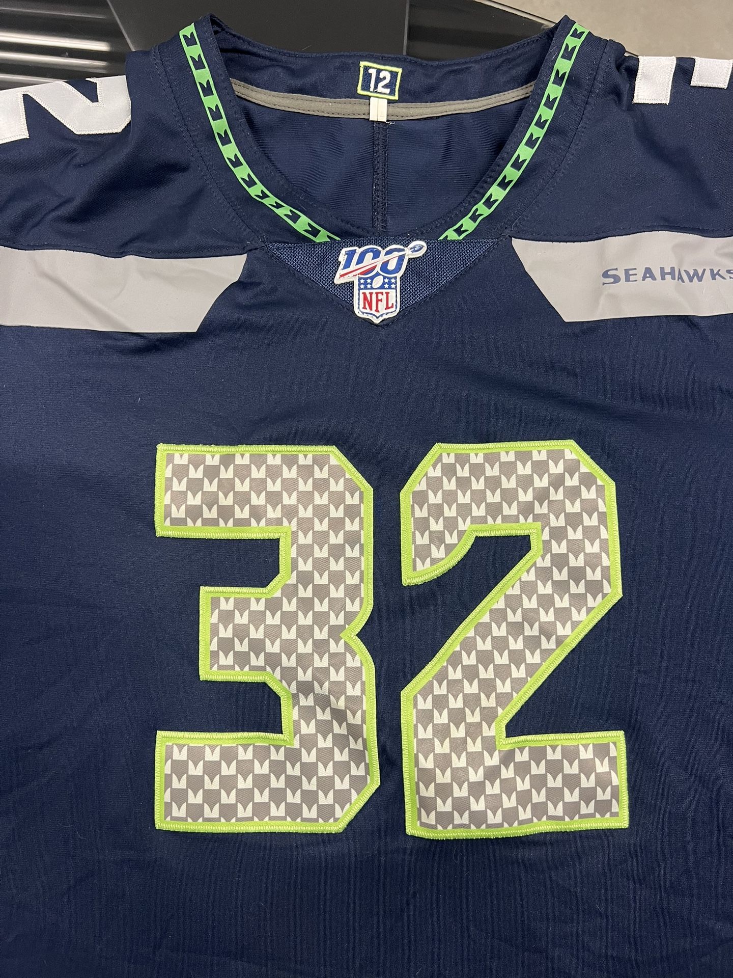 Men's Nike Chris Carson Navy Seattle Seahawks Game Player Jersey