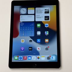 Apple iPad iPad Air 2  2nd Generation  9.7” 32GB Wi-Fi Tablet Space Gray